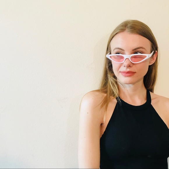 BELLA RETRO STYLE BABY WHITE SUNGLASSES UV 400 - Picture 8 of 8